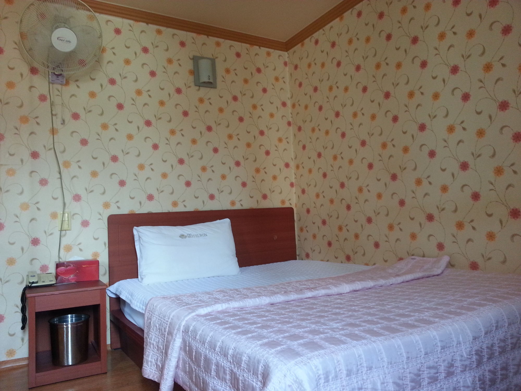 Nampo One Motel Пусан Экстерьер фото